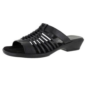 Easy Street NOLA Women's Heel Strappy Slide Sandals